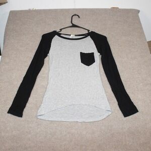 Ocasion Womens Raglan Baseball Tee Gray Black Long Sleeve Pocket Shirt Small